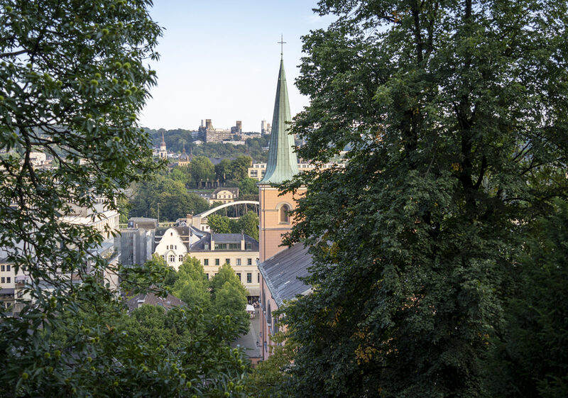 Blick aufs Luisenviertel und die Bergische Universität